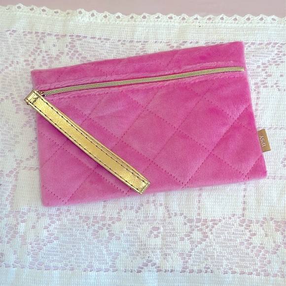 NEW: IPSY GLAM BAG Essential Carrying Pouch [FREE GIFT w/$] - Picture 9 of 16